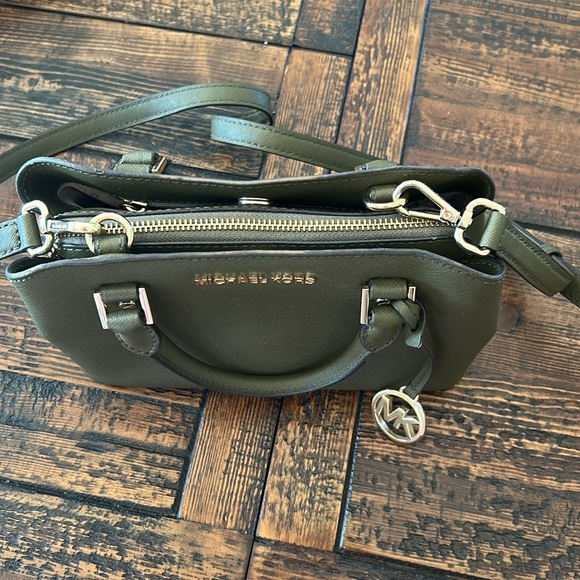 Michael Kors Olive Green Satchel with Gold Hardware - Picture 13 of 14